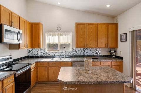 1204 198th St E, Spanaway, WA 98387 photo 7