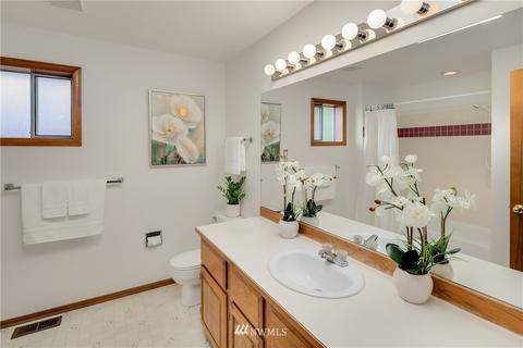 10904 NE 197th St, Bothell, WA 98011 photo 20