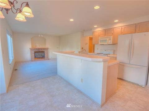 3164 Hunter Ct, Enumclaw, WA 98022 photo 4