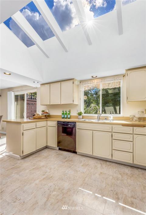 18715 24th Ave SE, Bothell, WA 98012 photo 10