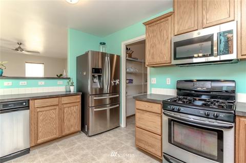 108 Silvernail St NE, Orting, WA 98360 photo 8