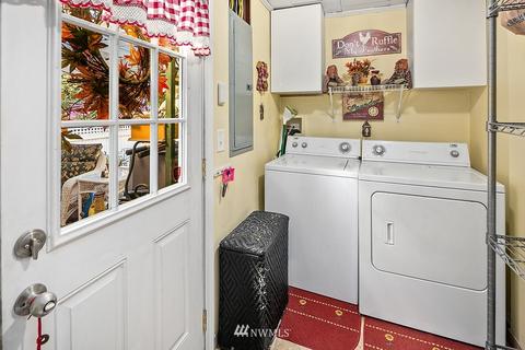 5929 Beverly Ln, Everett, WA 98203 photo 8