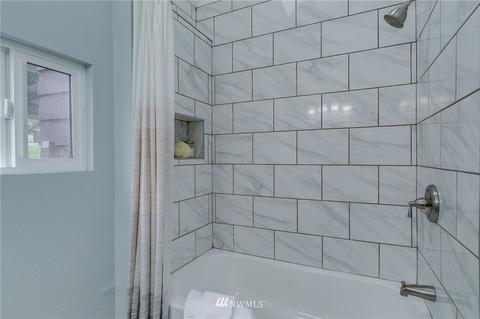 106 Bridgeway, Everett, WA 98201 photo 18