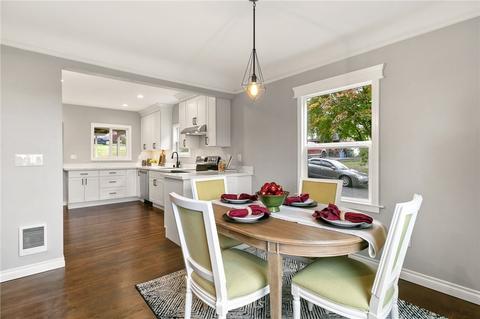 106 Bridgeway, Everett, WA 98201 photo 6