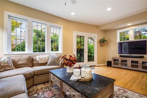2607 Royal Ct E, Seattle, WA 98112 photo 15