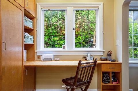 2607 Royal Ct E, Seattle, WA 98112 photo 13
