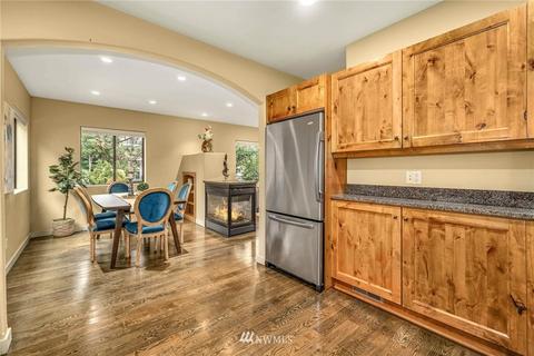 2509 Everett Ave E, Seattle, WA 98102 photo 13