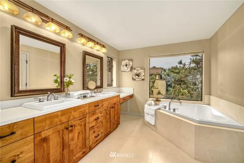 2509 Everett Ave E, Seattle, WA 98102 photo 23