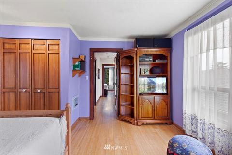 907 N 68th St, Seattle, WA 98103 photo 26