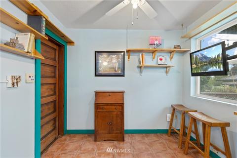 907 N 68th St, Seattle, WA 98103 photo 18