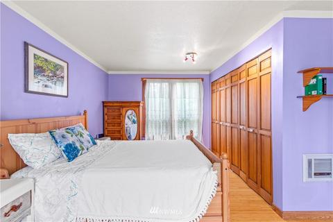 907 N 68th St, Seattle, WA 98103 photo 25