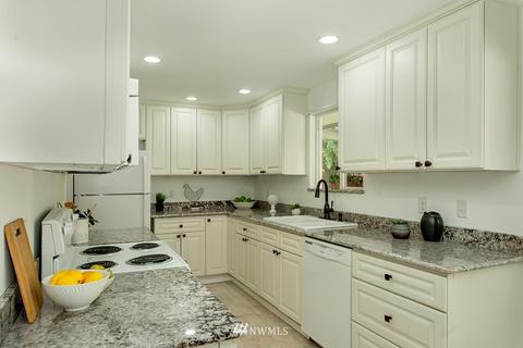 319 234th Pl SW, Bothell, WA 98021 photo 8