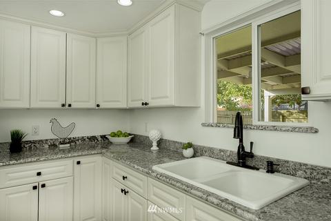 319 234th Pl SW, Bothell, WA 98021 photo 10