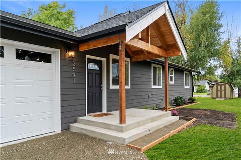 2541 Kibler Ave, Enumclaw, WA 98022 photo 2