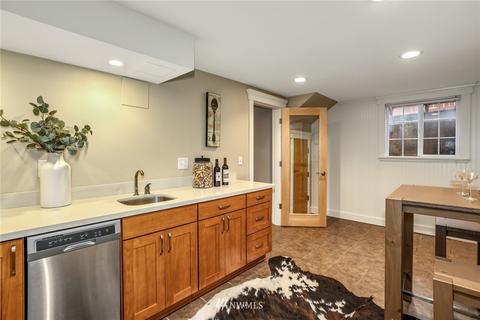 331 16th Ave E, Seattle, WA 98112 photo 33