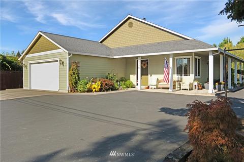 3370 Pine St, Longview, WA 98632 photo 1