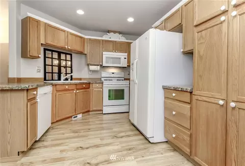 404 Eldredge Ave NW, Orting, WA 98360 photo 15