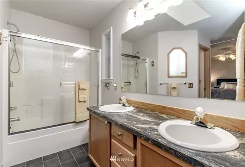 404 Eldredge Ave NW, Orting, WA 98360 photo 29