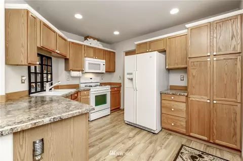 404 Eldredge Ave NW, Orting, WA 98360 photo 12