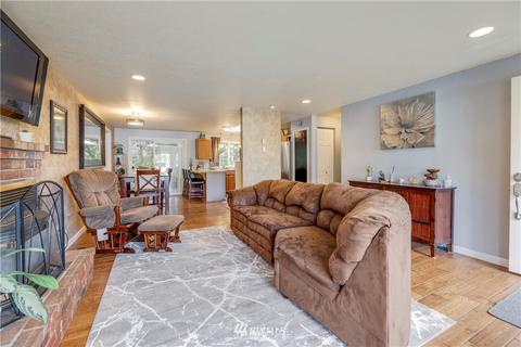 1010 110th Pl SE, Everett, WA 98208 photo 8