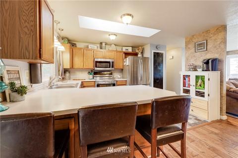 1010 110th Pl SE, Everett, WA 98208 photo 3