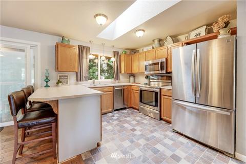 1010 110th Pl SE, Everett, WA 98208 photo 2