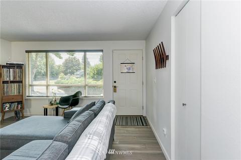 3718 Hoadly Loop SE, Tumwater, WA 98501 photo 4