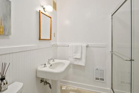 9818 Cherry St, Edmonds, WA 98020 photo 28