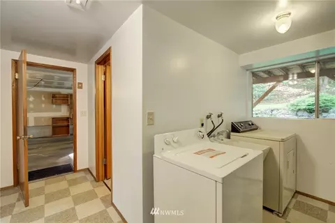 9221 NE 183rd St, Bothell, WA 98011 photo 24