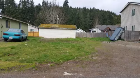 913 SW Front St, Winlock, WA 98596 photo 1