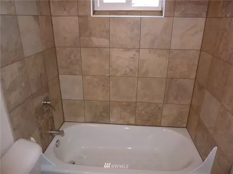 2411 Pine St, Everett, WA 98201 photo 38