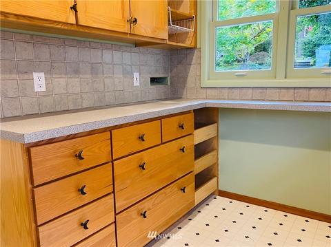 2004 23rd Ave E, Seattle, WA 98112 photo 7