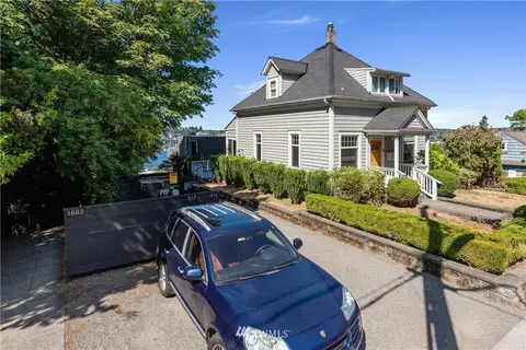 1803 Broadway E, Seattle, WA 98102 photo 1