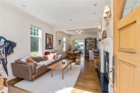 1803 Broadway E, Seattle, WA 98102 photo 7