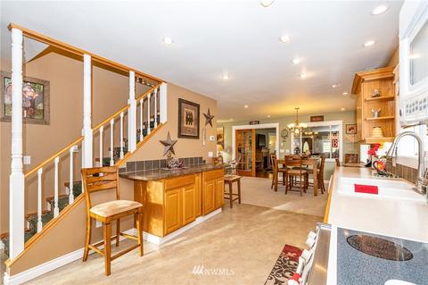 953 Winlock Vader Rd, Winlock, WA 98596 photo 6