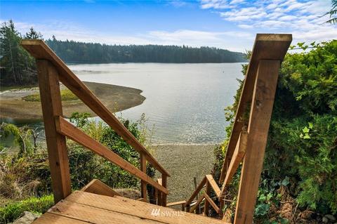 360 E Madrona Pkwy, Grapeview, WA 98546 photo 2