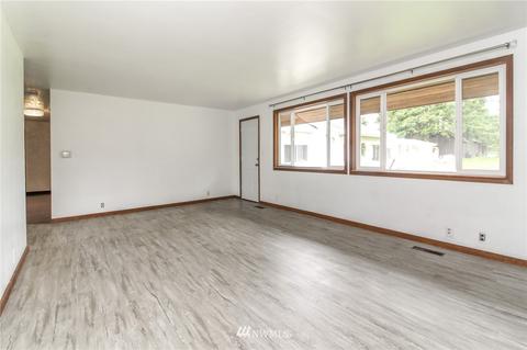 1828 Gossard St, Enumclaw, WA 98022 photo 16