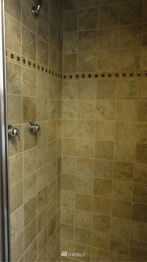 1828 Gossard St, Enumclaw, WA 98022 photo 22