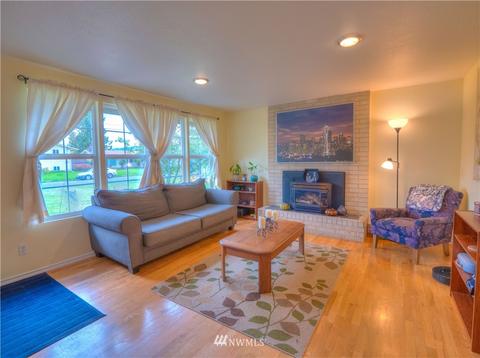 1830 Clovercrest St, Enumclaw, WA 98022 photo 4