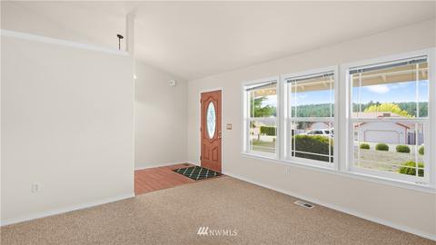 530 E Soderberg Rd, Allyn, WA 98524 photo 6