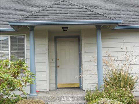 962 E Cedar St, Sequim, WA 98382 photo 4
