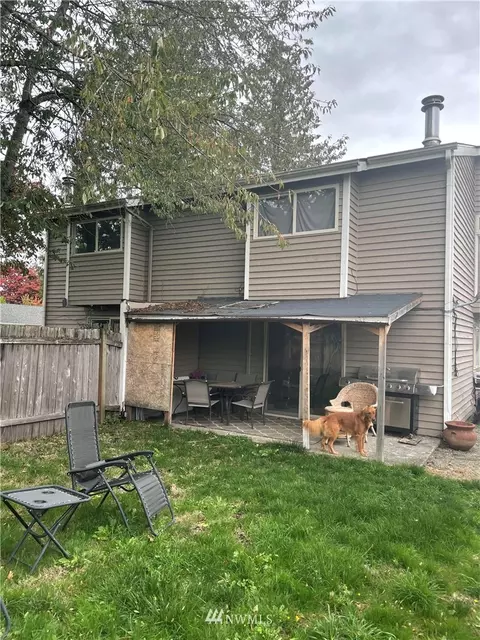 1048 Division St, Enumclaw, WA 98022 photo 5