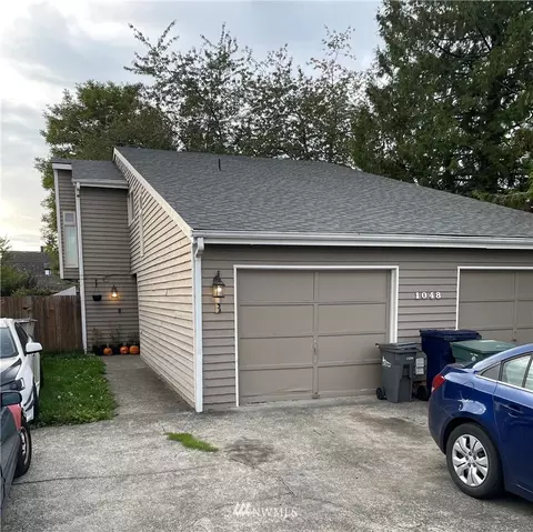 1048 Division St, Enumclaw, WA 98022 photo 1