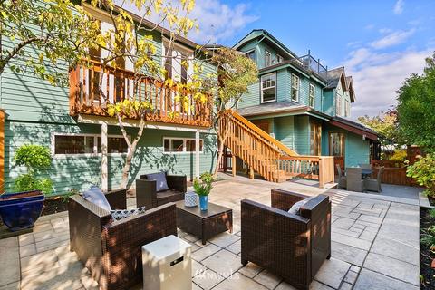 907 18th Ave E, Seattle, WA 98112 photo 37