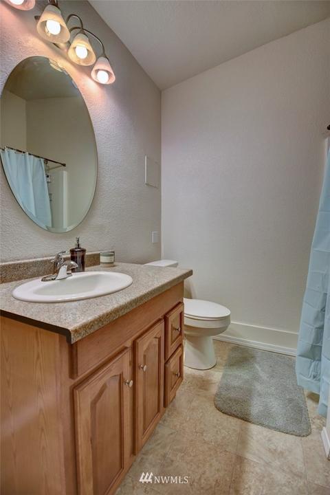 702 Tipsoo Loop S, Rainier, WA 98576 photo 21