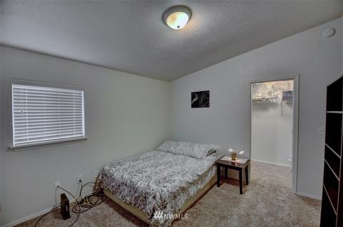 702 Tipsoo Loop S, Rainier, WA 98576 photo 9
