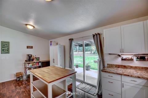 702 Tipsoo Loop S, Rainier, WA 98576 photo 20