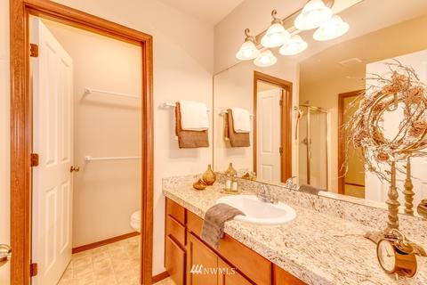 1048 215th Pl SE, Bothell, WA 98021 photo 17