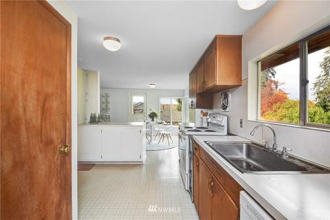 1015 Maple St, Edmonds, WA 98020 photo 13