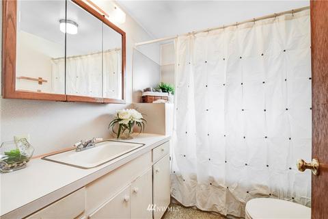 1015 Maple St, Edmonds, WA 98020 photo 9